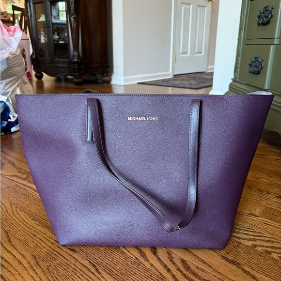 Michael Kors Deep Purple Tote Bag - Picture 1 of 4